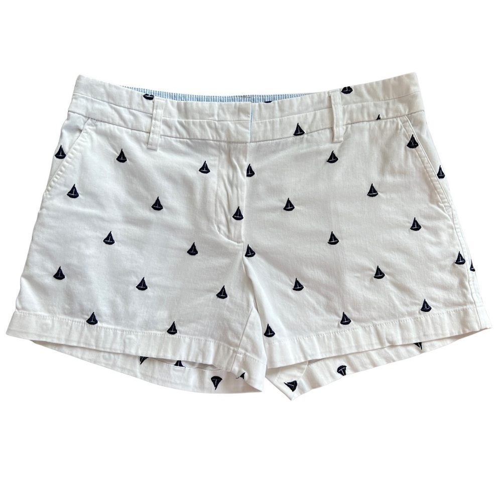 British Khaki Sailboat Embroidered White Shorts